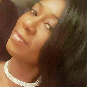 Meet your Posher, Catina